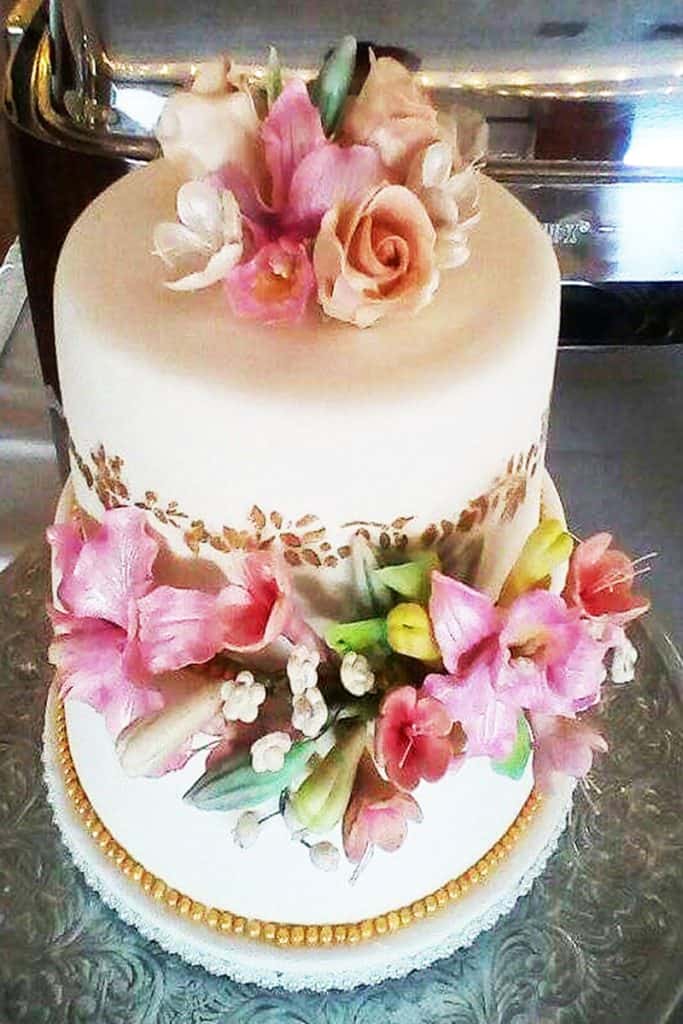 Two tier wedding cake in Howick KZN Midlands