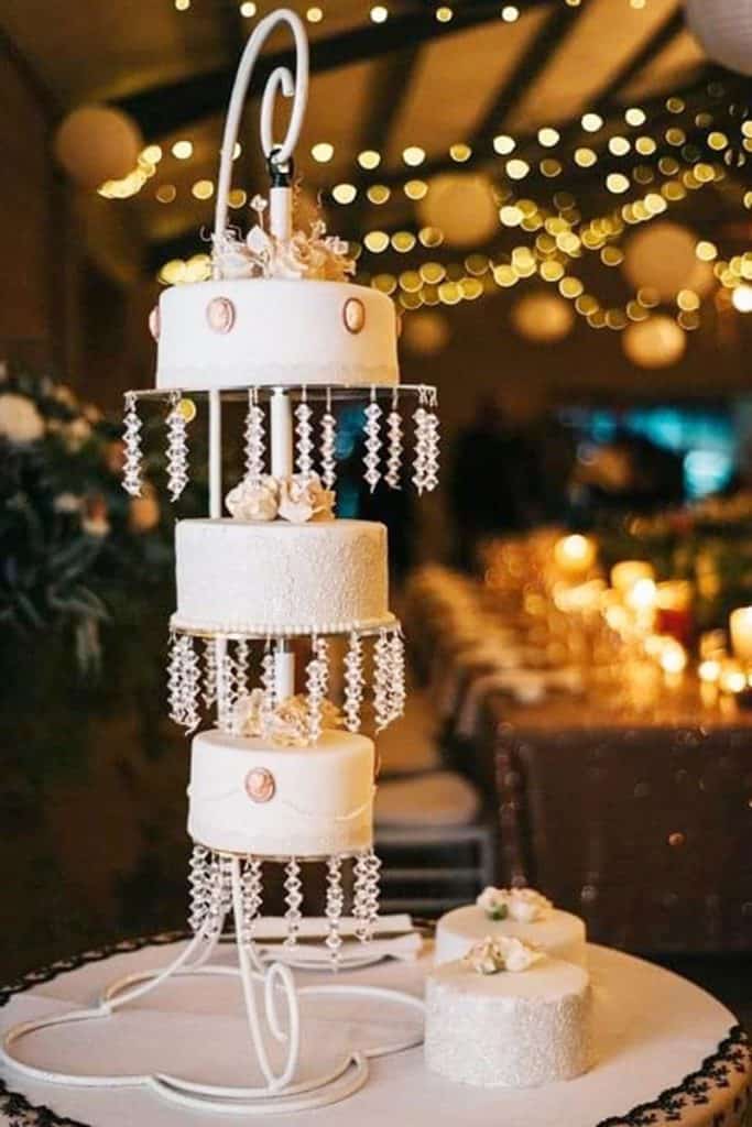Beautiful hanging wedding cake in Howick KZN Midlands