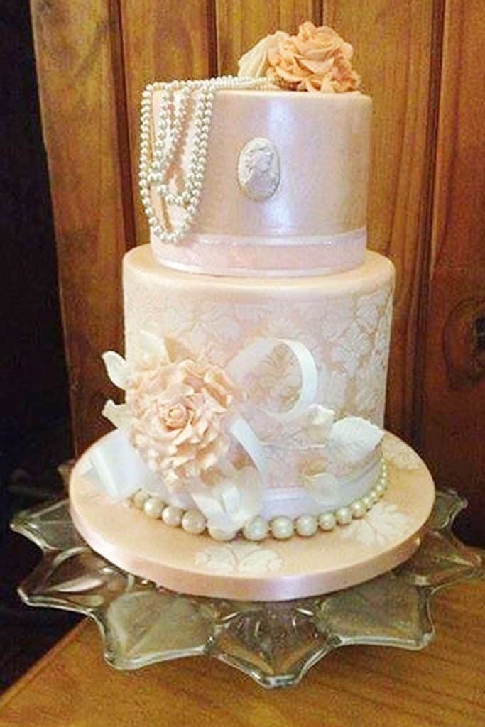 Antique style peach wedding cake in Howick KZN Midlands