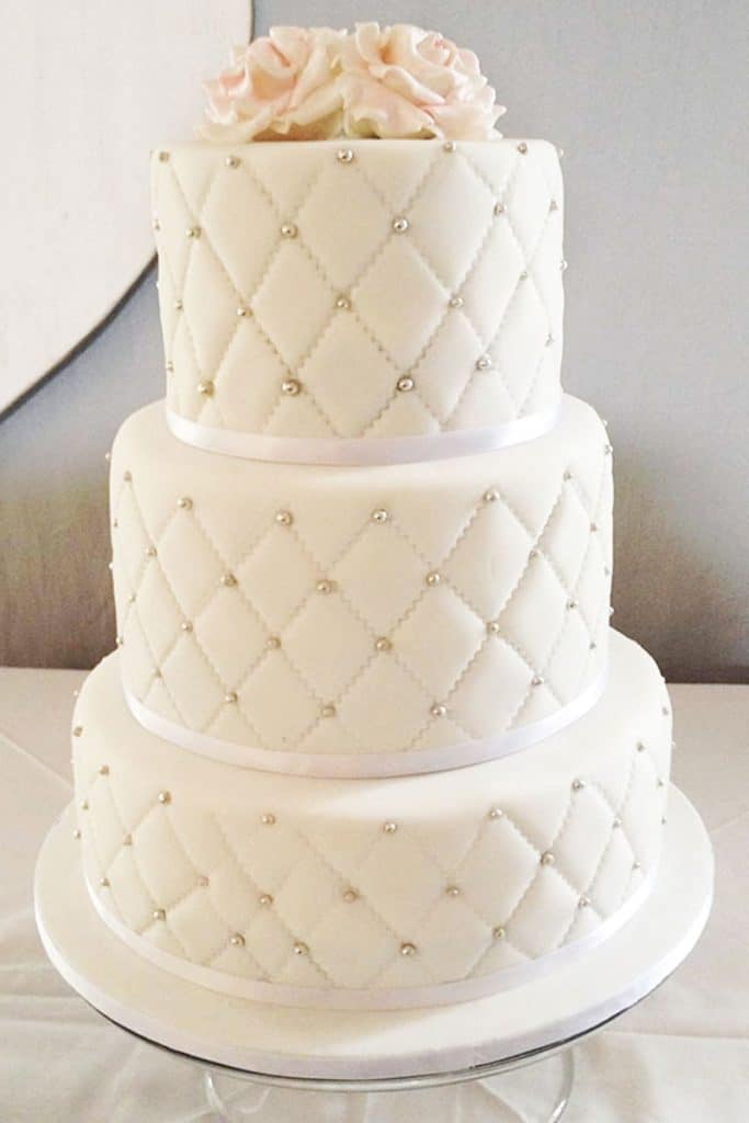 White wedding cake with diamond quilting in Howick KZN Midlands