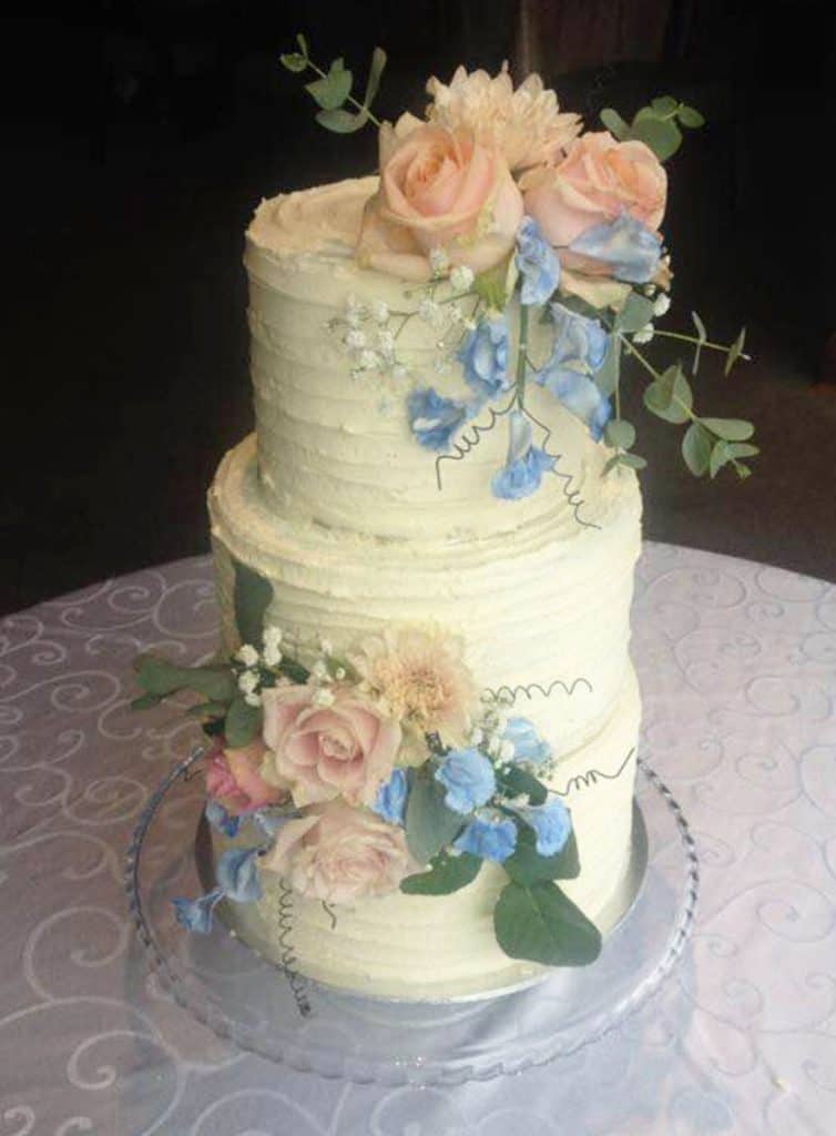 Buttercream wedding cake with sugar flowers in Howick KZN Midlands